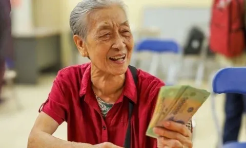 Tăng trợ cấp nghỉ hưu gấp 4 lần, ai được hưởng?