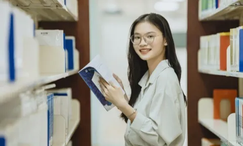 5 ngành học ở Việt Nam khát nhân lực trong những năm tới, ra trường không lo thất nghiệp, lương tới 100 triệu/tháng