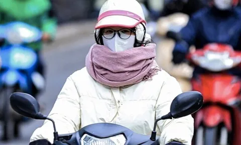 Không khí lạnh duy trì, Bắc Bộ trời lạnh, Trung Bộ mưa to do ảnh hưởng bão Kalmaegi