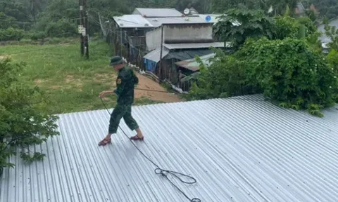 Bão số 13 đủ sức phá hủy nhà cấp bốn, nhà không kiên cố