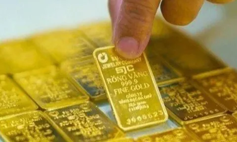 Giá vàng chênh lệch mua vào - bán ra rất cao