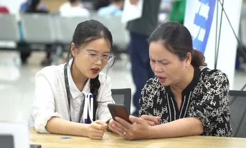 Những giấy tờ nào người dân không cần mang theo khi làm thủ tục hành chính?