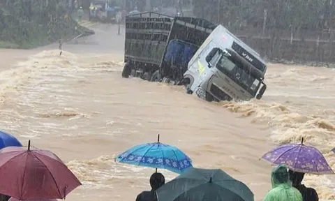 Tin tức 24h: Những khu vực nào của miền Trung vẫn còn mưa lớn?