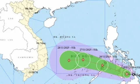 Bão số 15 khi vào Biển Đông sẽ mạnh lên, giật cấp 12