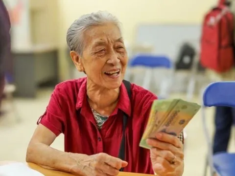 Tăng trợ cấp nghỉ hưu gấp 4 lần, ai được hưởng?