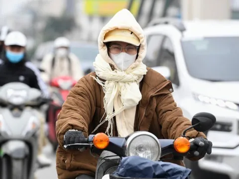 Người dân Hà Nội sắp đón tin vui thời tiết sau ngày mưa rét do không khí lạnh dồn dập tràn về