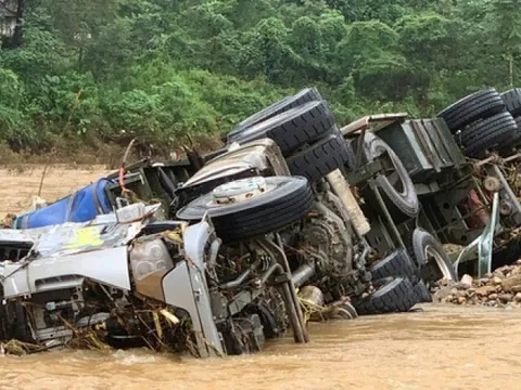 Tìm thấy "vật bất ly thân" của tài xế xe đầu kéo mất tích ở Quảng Trị