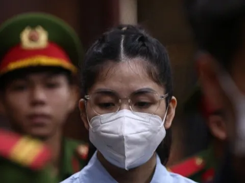 Bị cáo Hằng Du Mục xin giảm nhẹ vì "còn sữa nuôi con và vẫn vắt sữa hàng ngày"