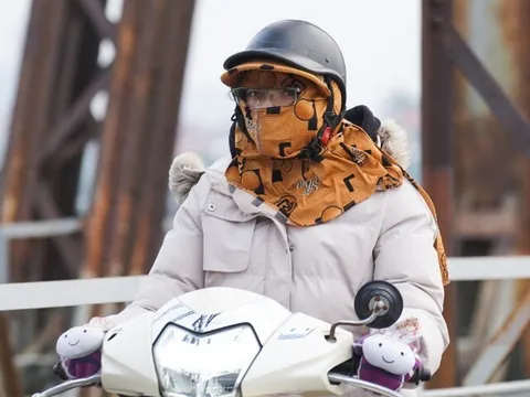 Tin tức 24h: Miền Bắc mưa rét từ chiều mai, miền Trung chuẩn bị kết thúc mưa lũ